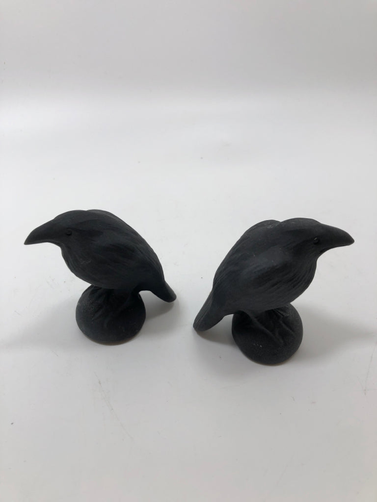 2 MINI CROW FIGURINES.