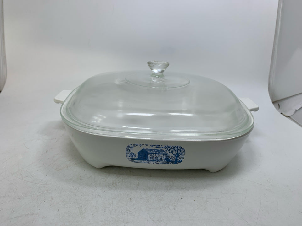 VTG SQUARE CASSEROLE DISH W/ LID.