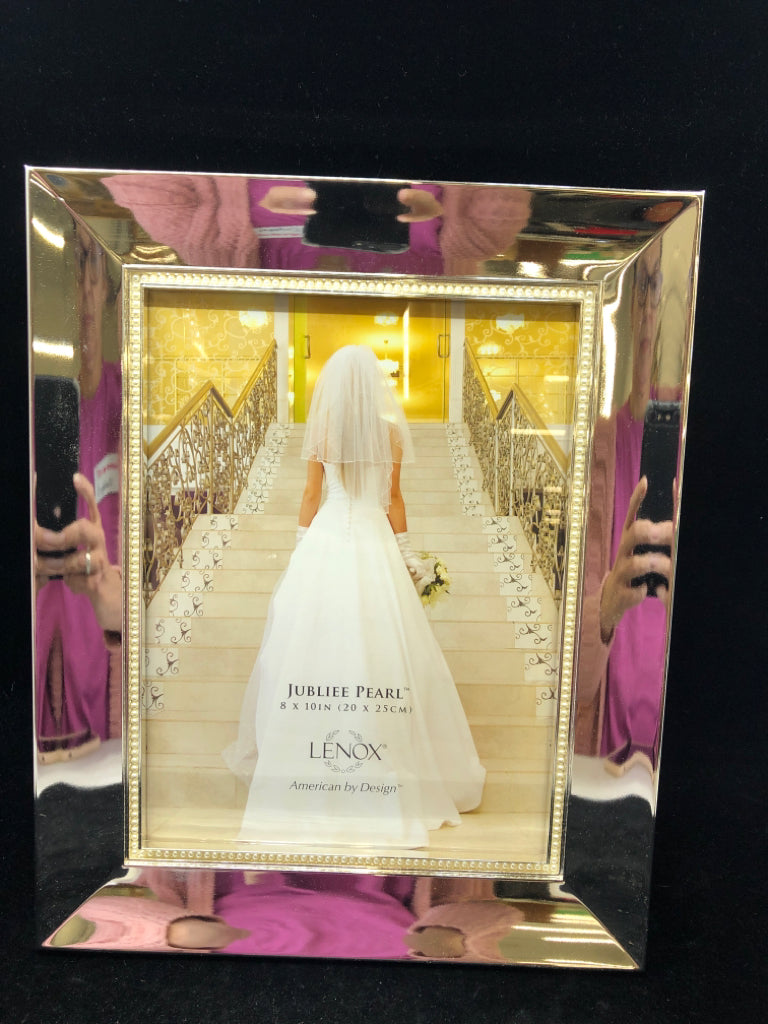 LENOX JUBILEE PEARL FRAME.