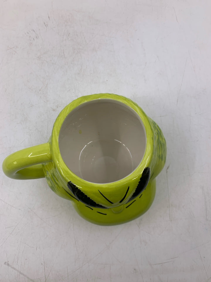 CERAMIC GRINCH FACE MUG.