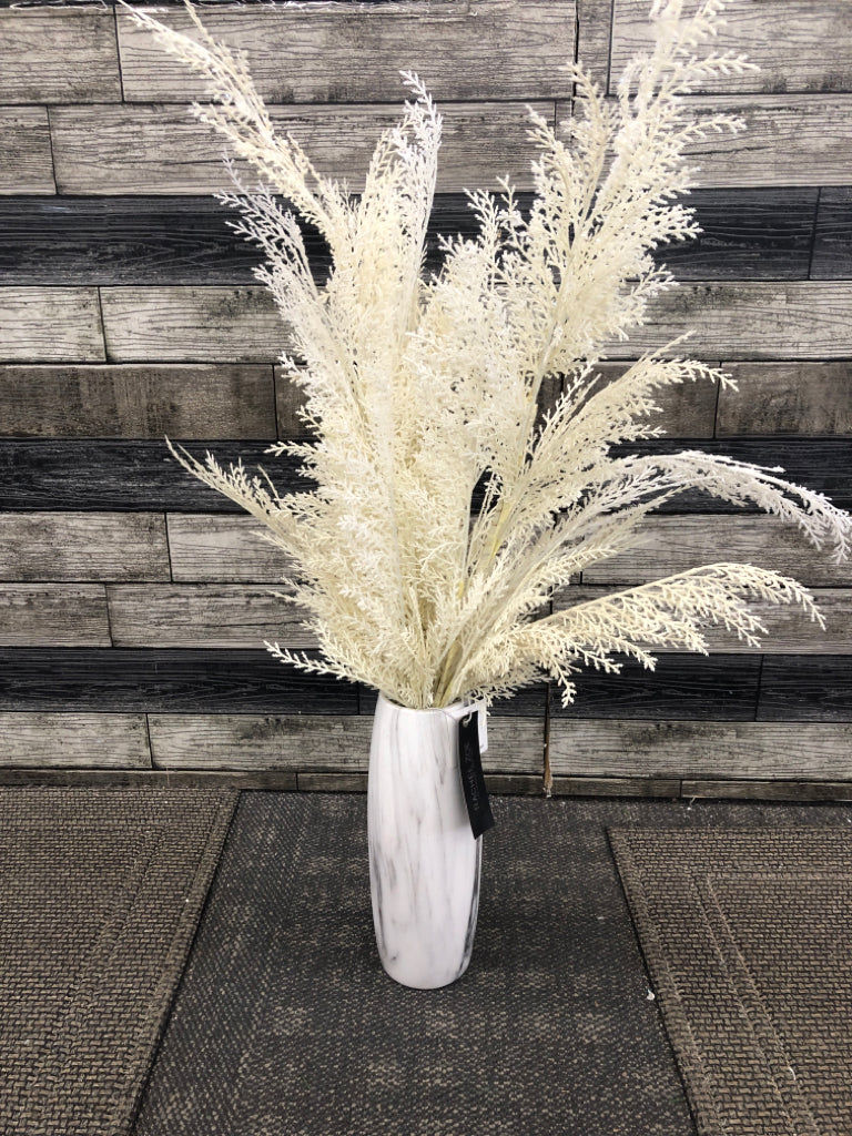 GLITTER WHITE GRASS STEMS IN MARBLE VASE RACHEL ZOE.
