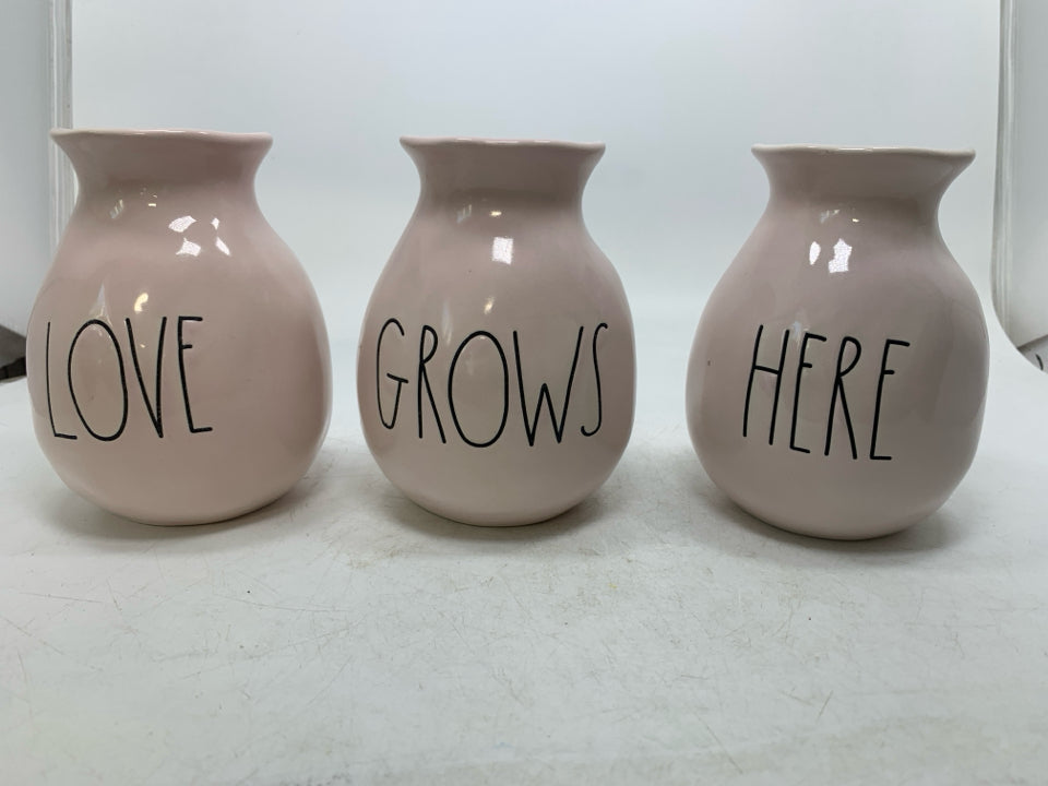 3PC 'LOVE GROWS HERE' VASE SET.
