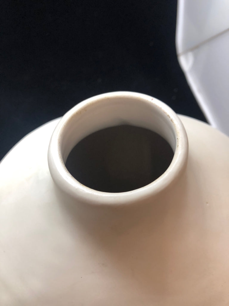 RUSTIC CERAMIC VASE - HEARTH & HAND.