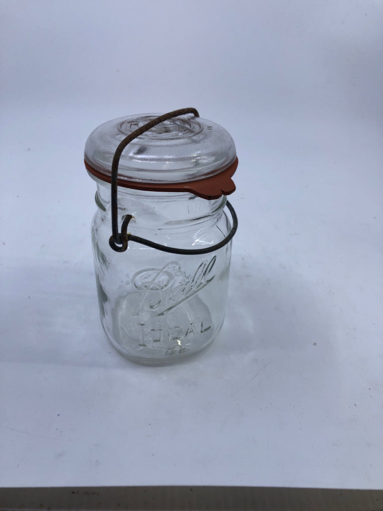 VTG BALL JAR W METAL CLASP.