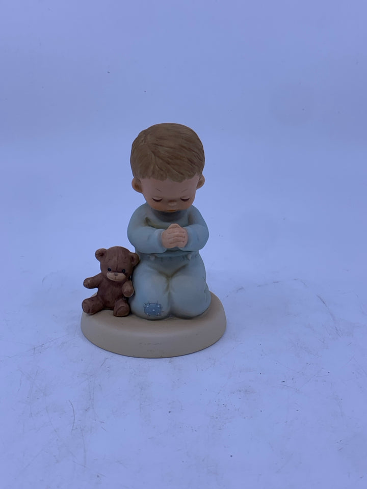 LITTLE BOY KNEELING FIGURE.