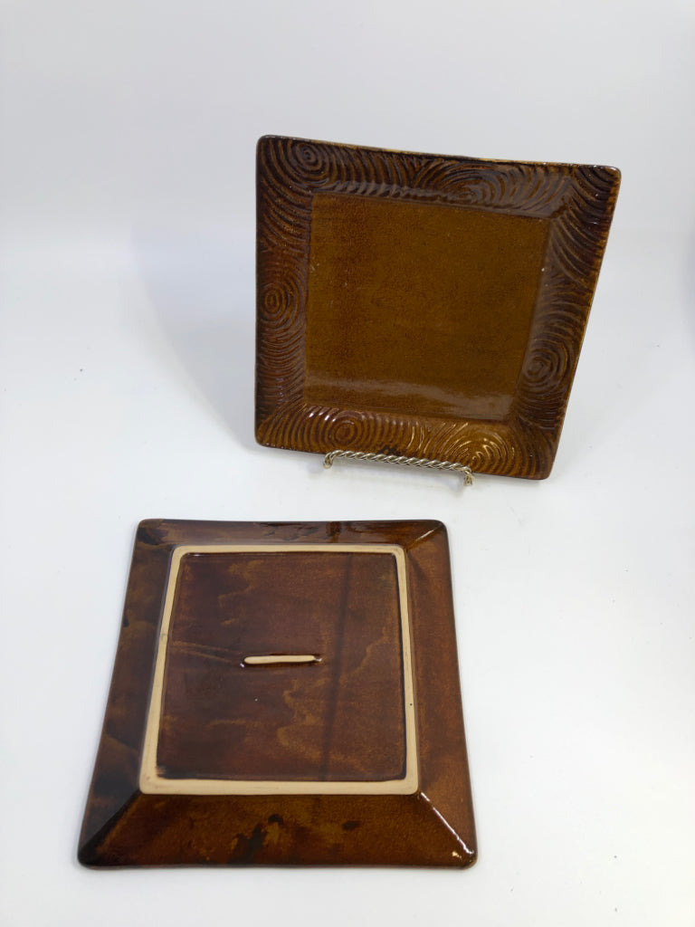 2 BROWN SQUARE APPETIZER PLATE.