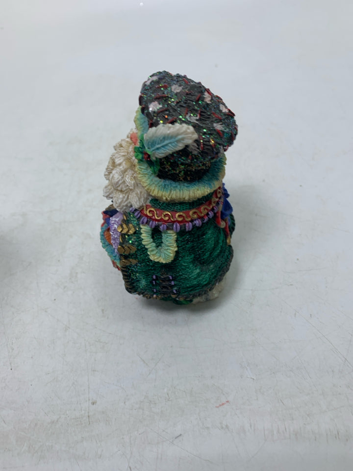 VTG CRINKLE CLAUS "PARIS CRINKLE" RESIN SANTA.