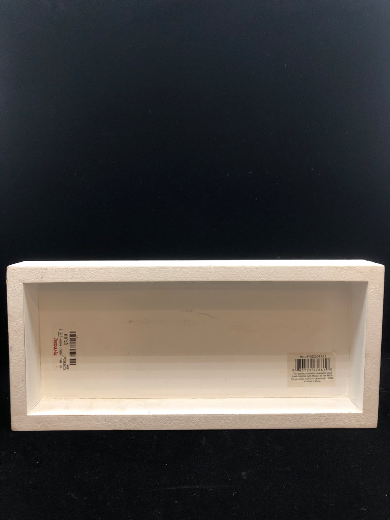 HOME WHITE BLOCK SIGN.