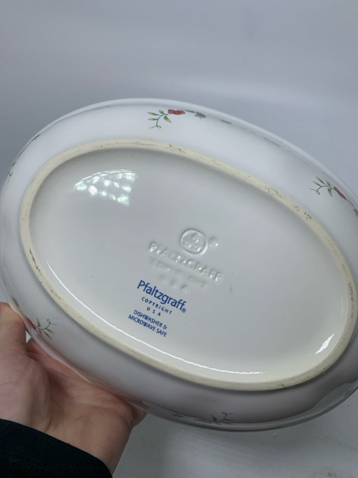 OVAL PFALTZGRAFF WINTERBERRY SERVING BOWL.