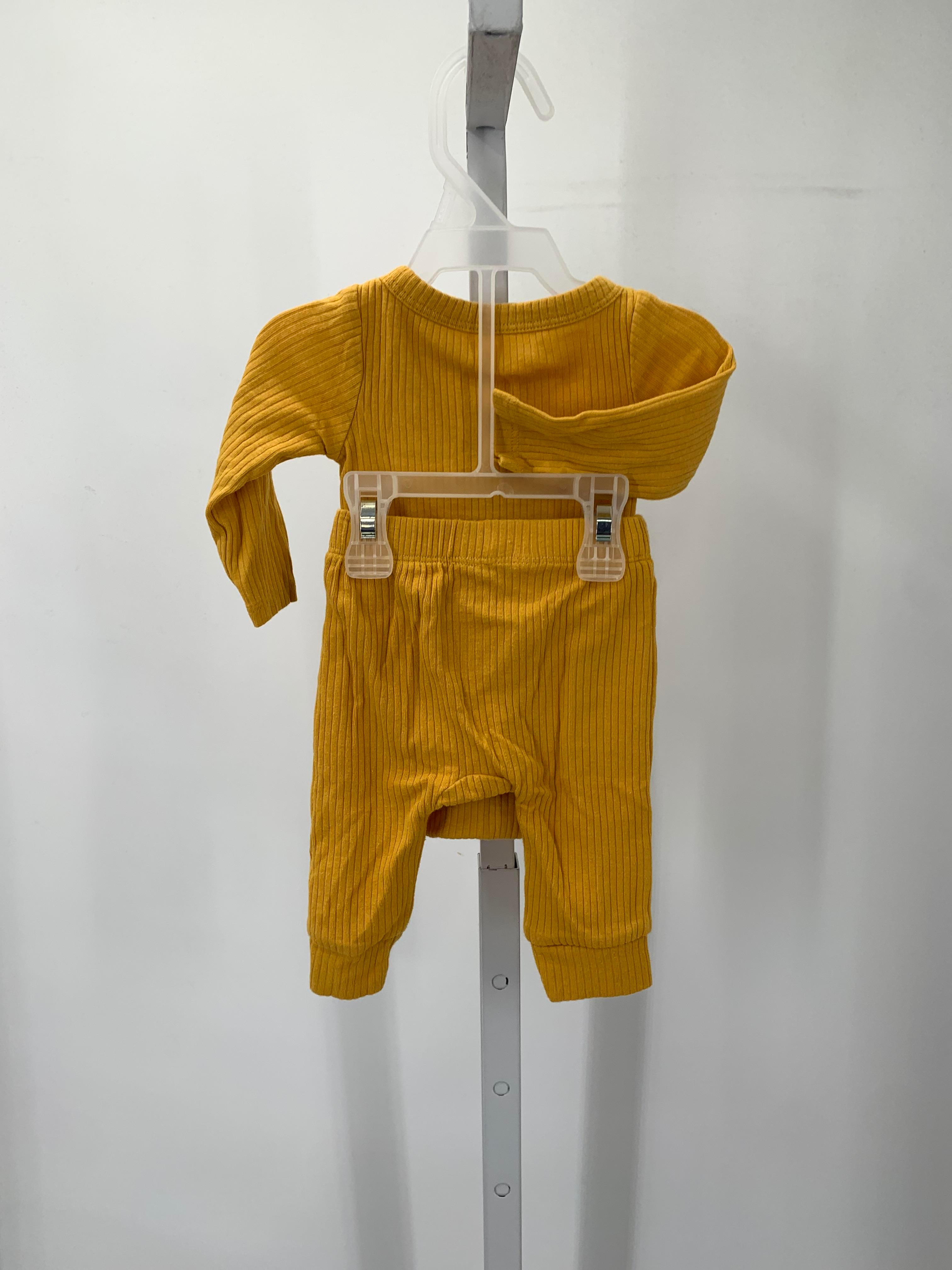HENLEY RIBBED TEE AND PANTS