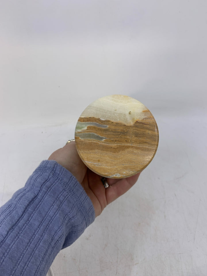 COLORFUL MARBLE SHORT GOBLET.