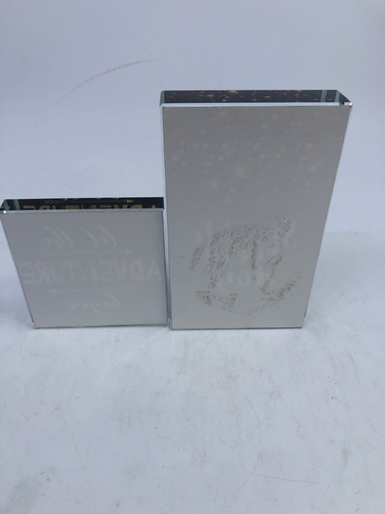 GLASS "SPARKLE EVERY DAY" DESK DECOR.