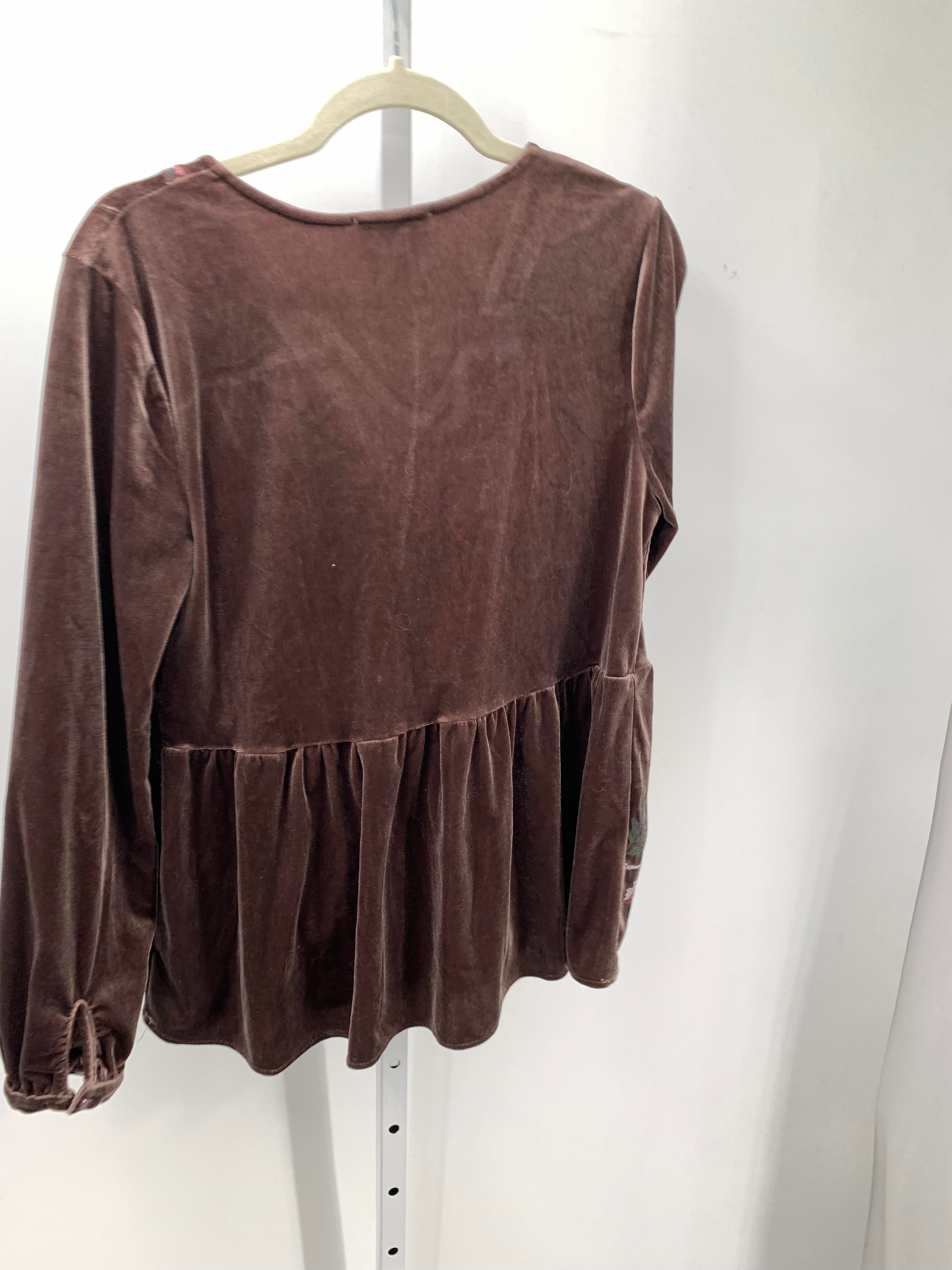 Size Medium Misses Long Sleeve Shirt