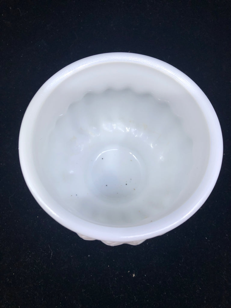 VTG MILK GLASS FOOTED DISH W/LEAVES DETAIL.