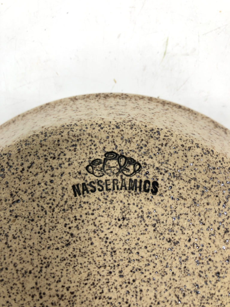 NASSERAMICS SPOON REST W/PLATE& SPOON RUNNING TOGETHER.