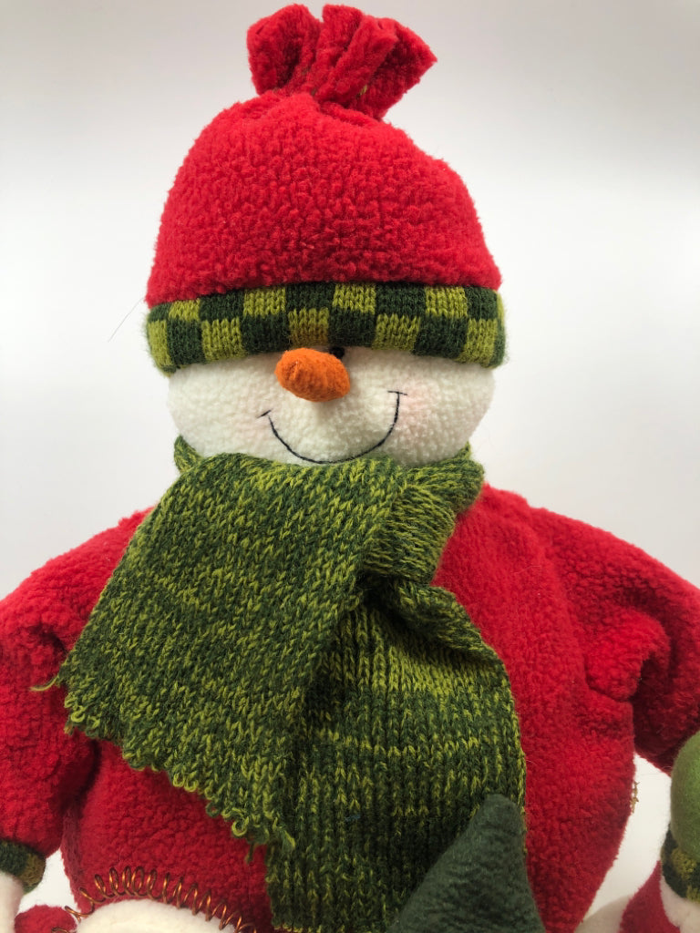 SNOWMAN IN RED SWEATER W/THREE SMALLER SNOWMAN.