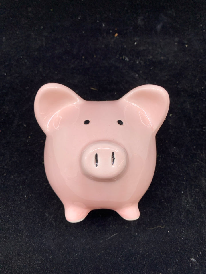 CERAMIC PIGGY BANK.