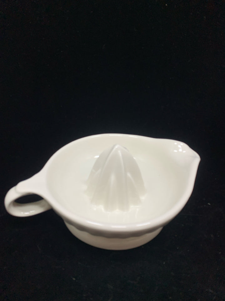 CERAMIC CITRUS JUICER.