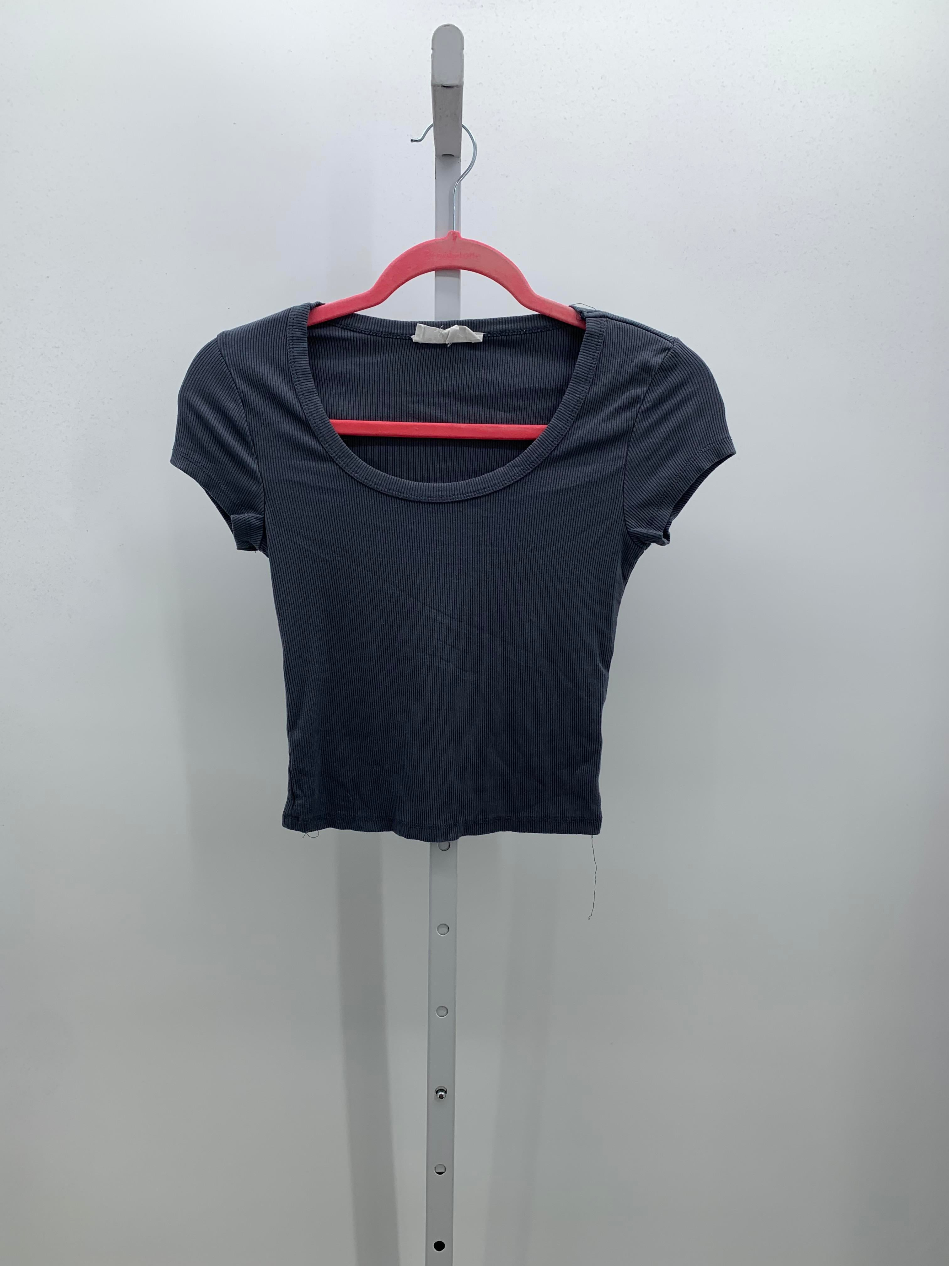 Size X Small Juniors Short Sleeve Shirt