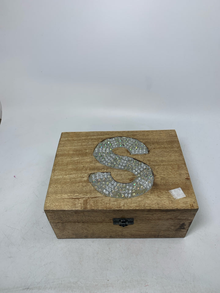 WOOD BOX W/ SPARKLE MONOGRAM "S" JEWELRY BOX.