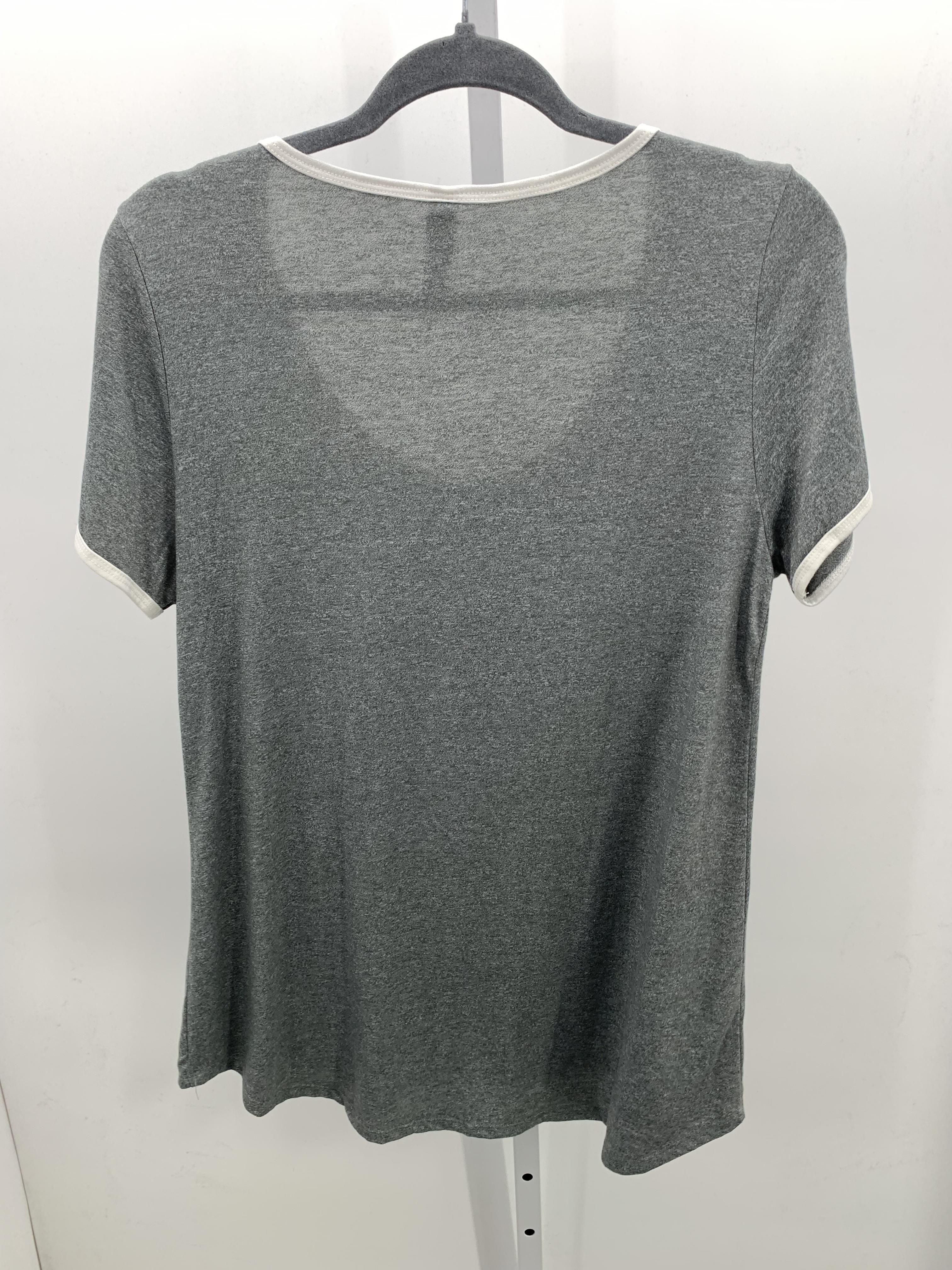Lularoe Size Medium Misses Short Sleeve Shirt