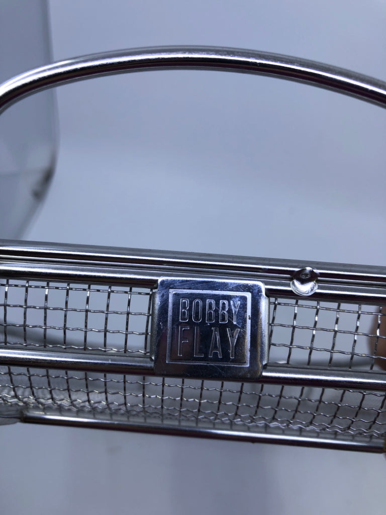 MESH ROASTING PAN- BOBBY FLAY.