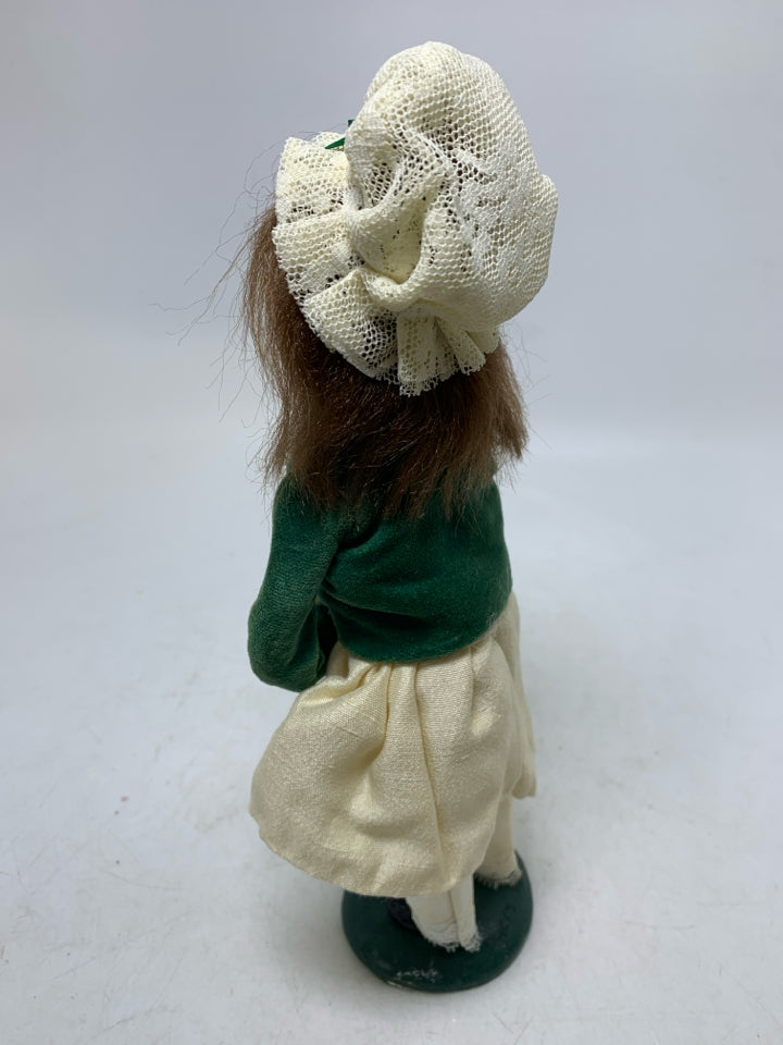 BYER'S CHOICE CAROLER GIRL W/ FUR MUFF GREEN COAT 1985.