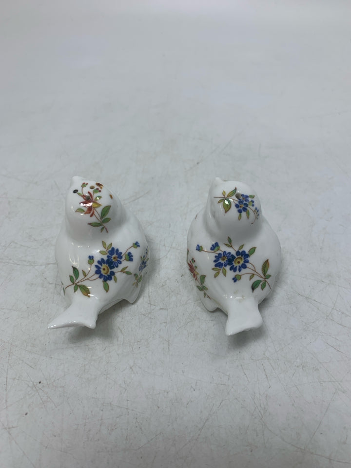 FLORAL CHICKADEES SMALL SALT/PEPPER SHAKERS IN BAG.