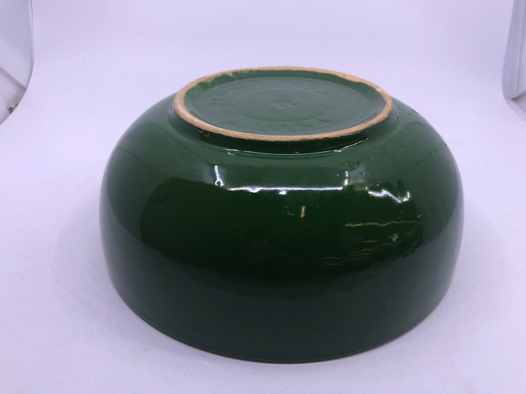 4 PC GREEN SERVING SET - 3 BOWLS 1 SERVING BOWL.
