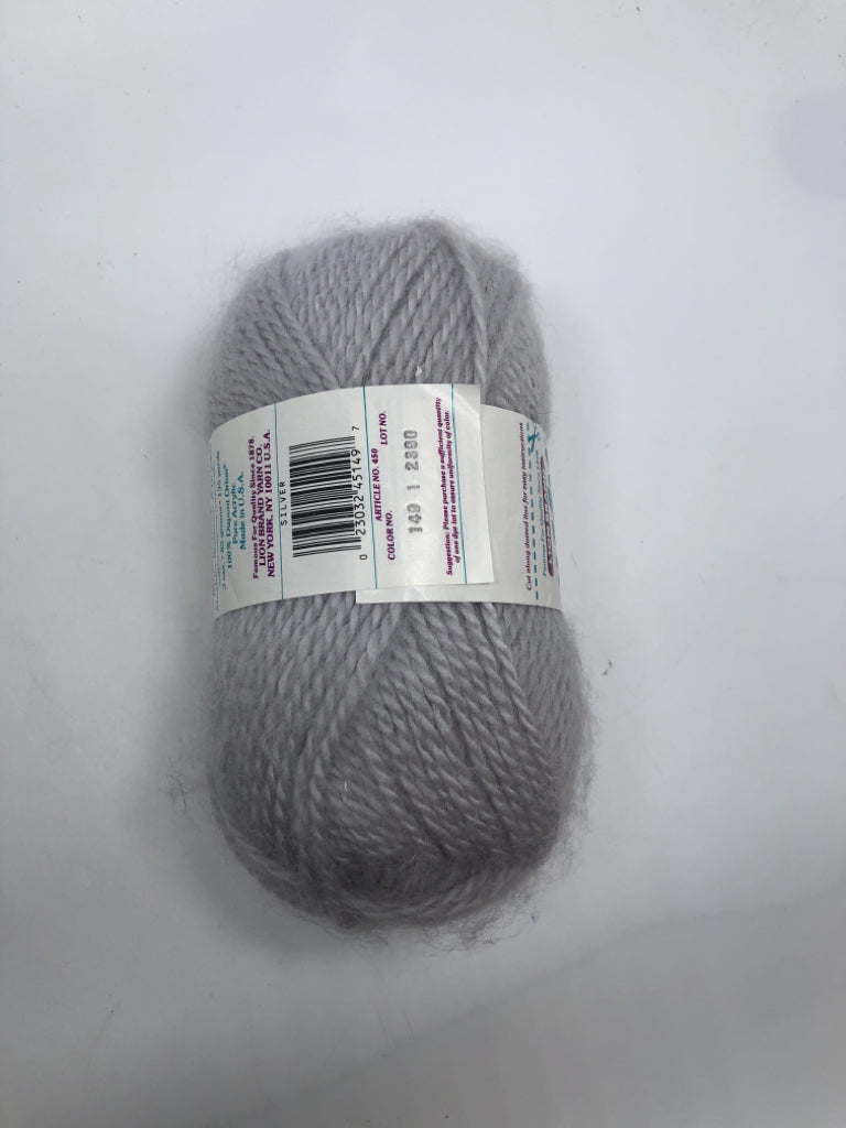 JIFFY PASTEL PURPLE YARN.