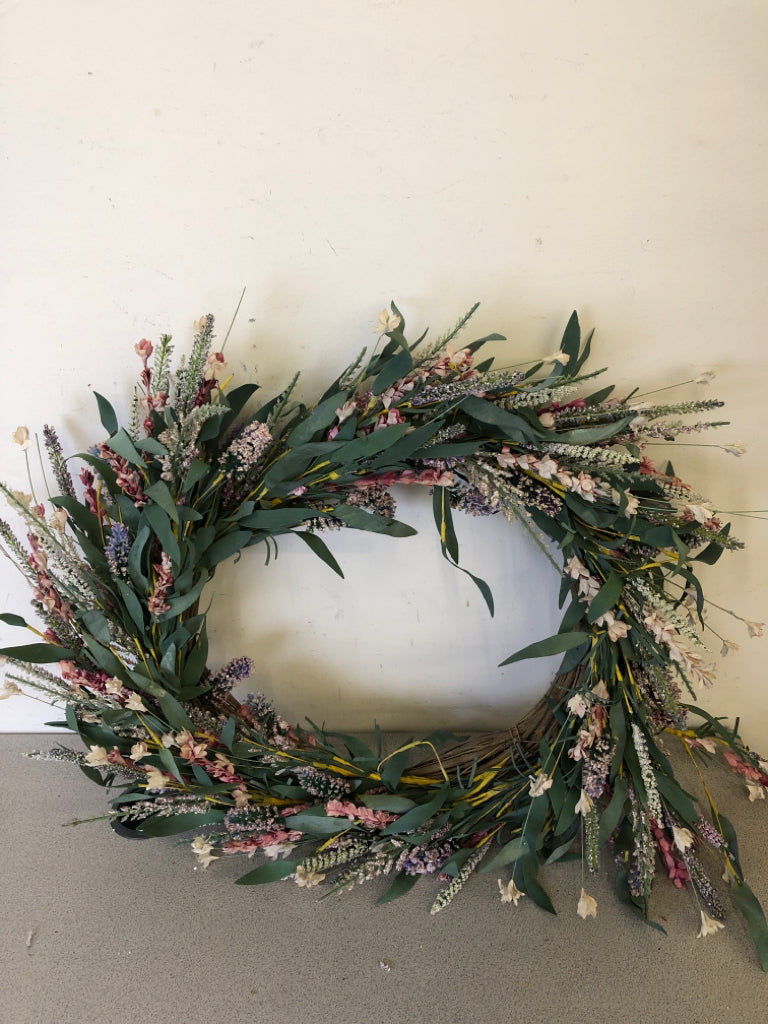 PINK/BLUE FLOWERS W/ LONG LEAVES WREATH.