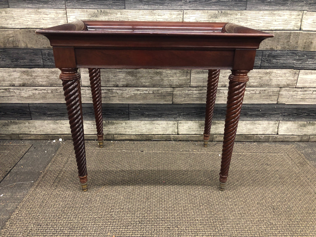 DRK WOOD SIDE TABLE W/GLASS TOP/SPIRAL LEGS.
