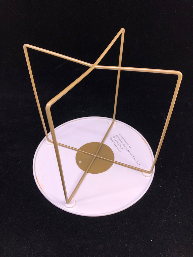 WHITE METAL GOLD BASE ROUND DISPLAY STAND.