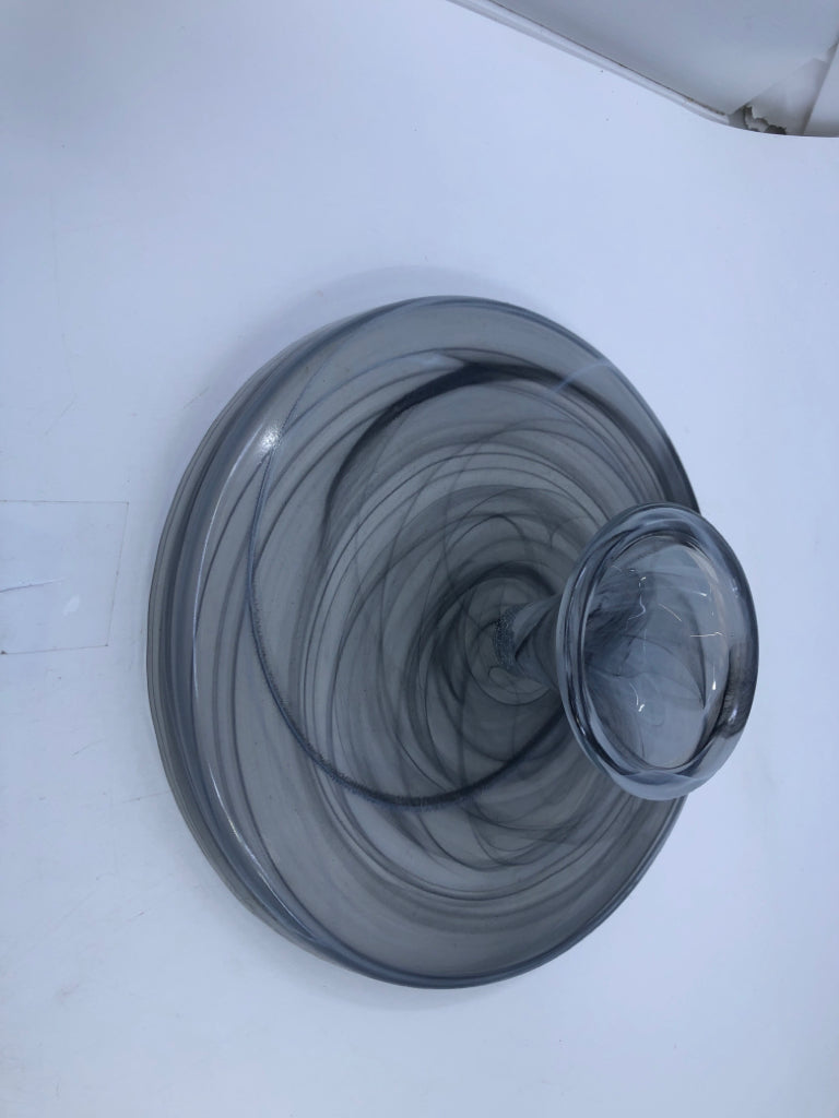 GREY SMOKEY GLASS FOOTED CAKE STAND.