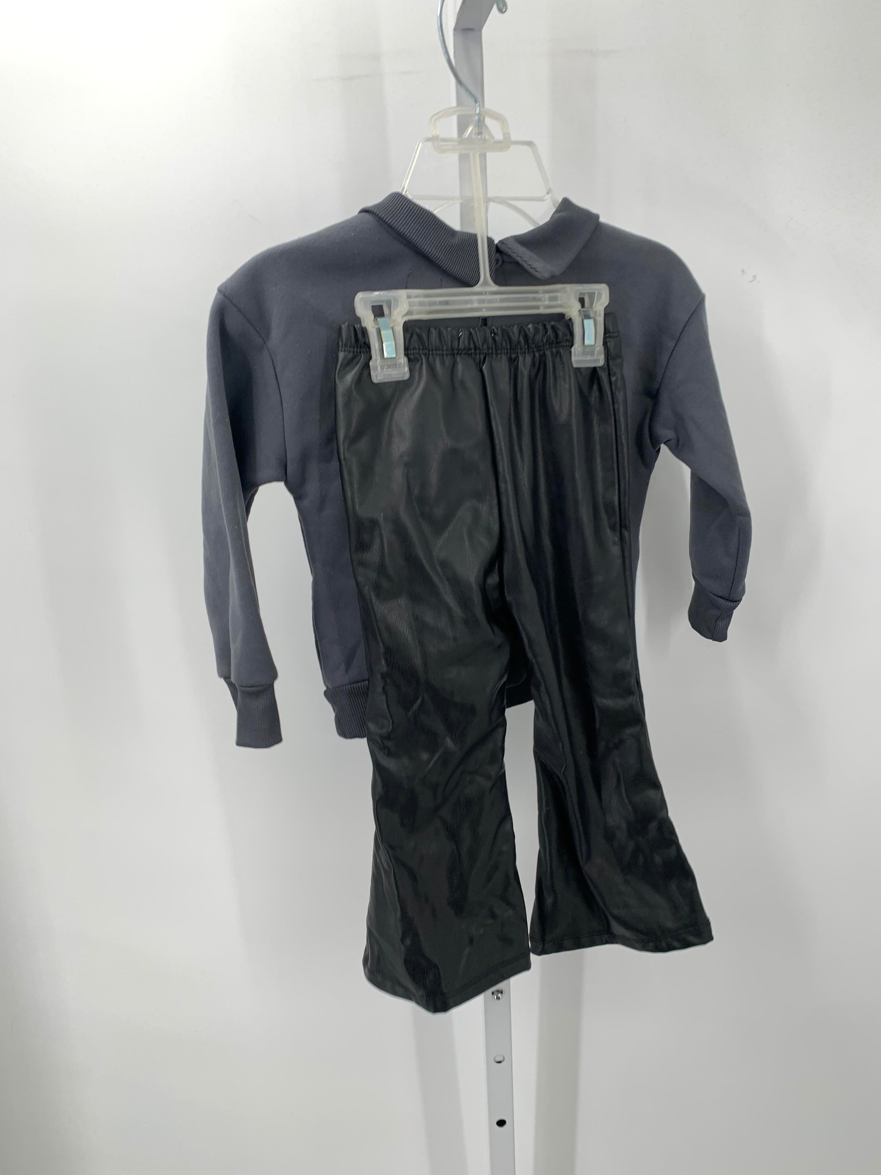 DKNY Size 3T Girls 2 Pieces