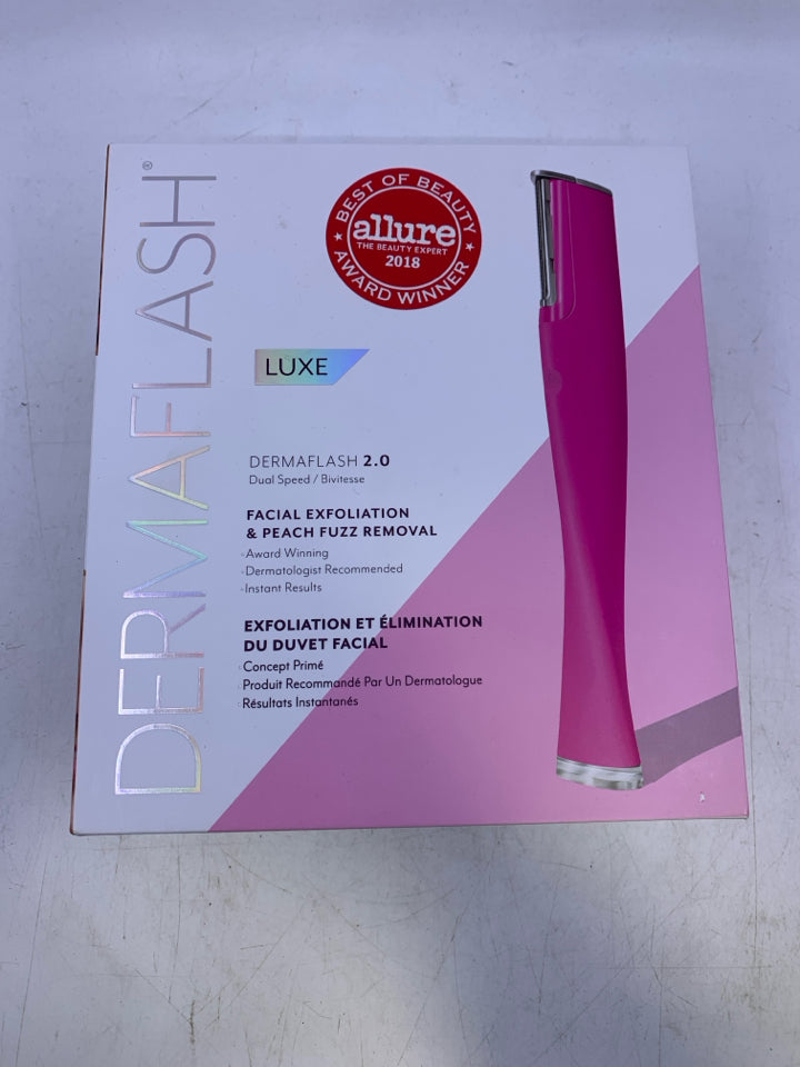NEW DERMAFLASH FACIAL EXFOLIATION SET 2,0.