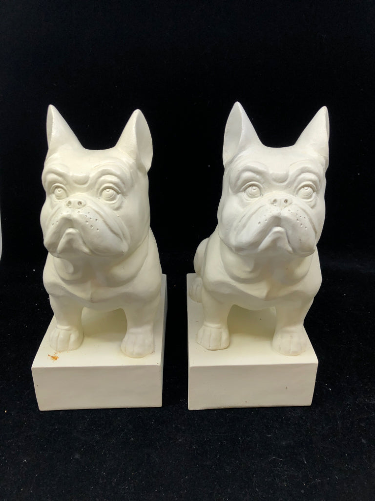 2 WHITE BULLDOG BOOK ENDS.