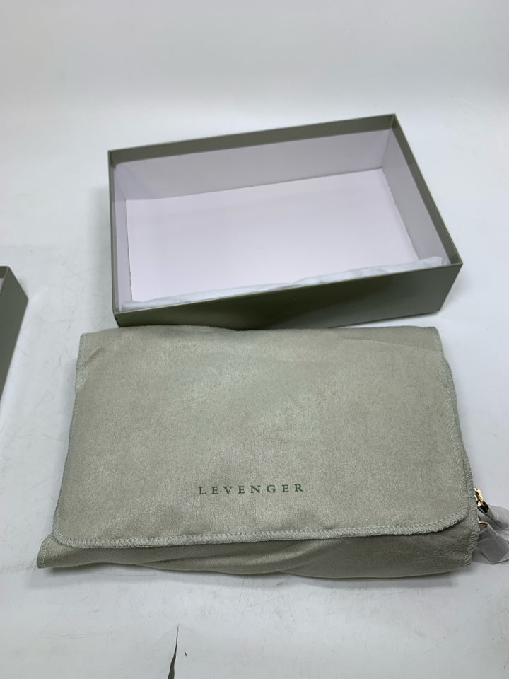 Levenger Carrie Convertible Concierge Clutch- New