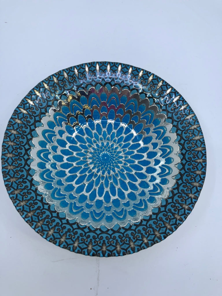 SMALL BLUE W SILVER ACCENTS CANDY DISH.