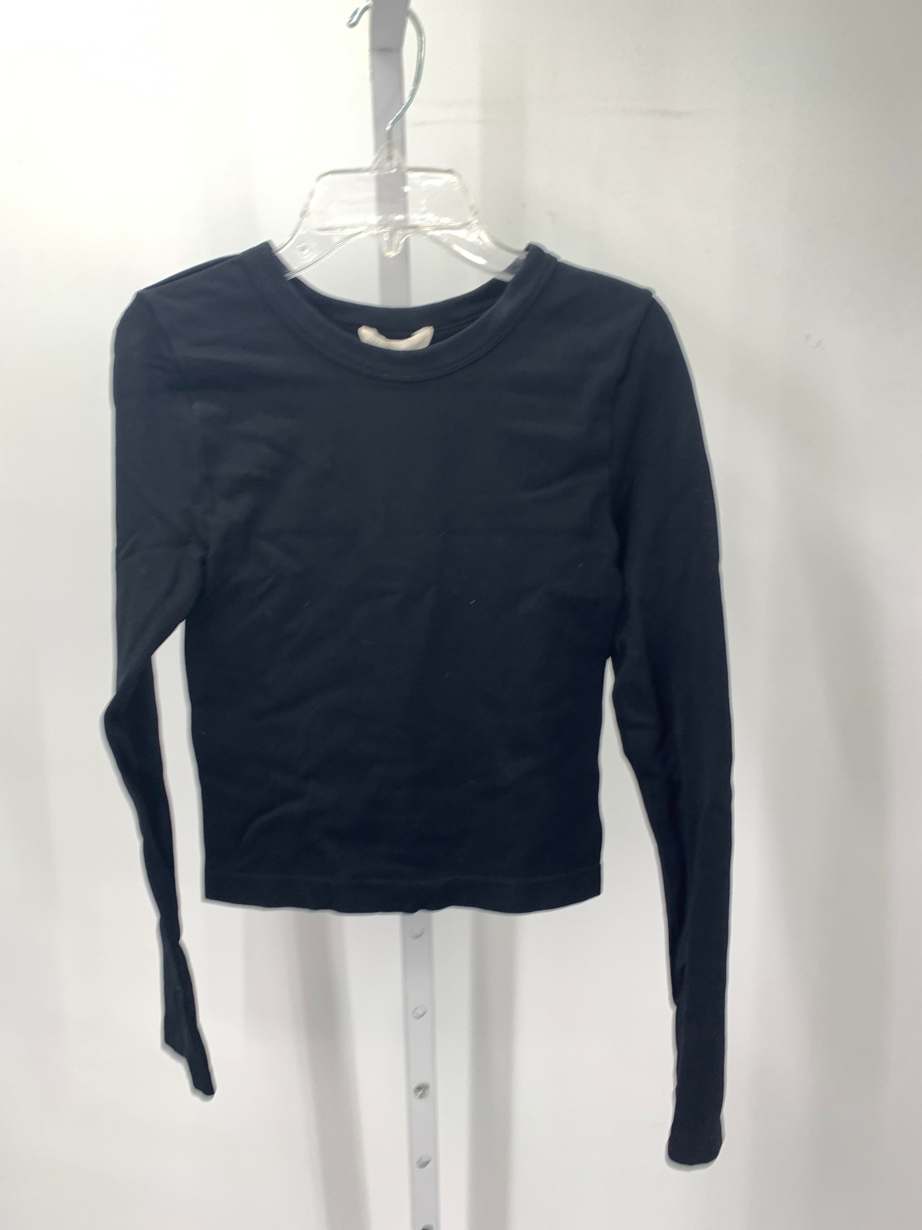 Size Medium Juniors Long Sleeve Shirt