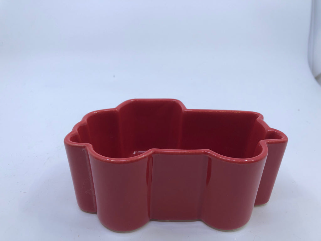 SMALL RED TRUCK BAKING DISH.
