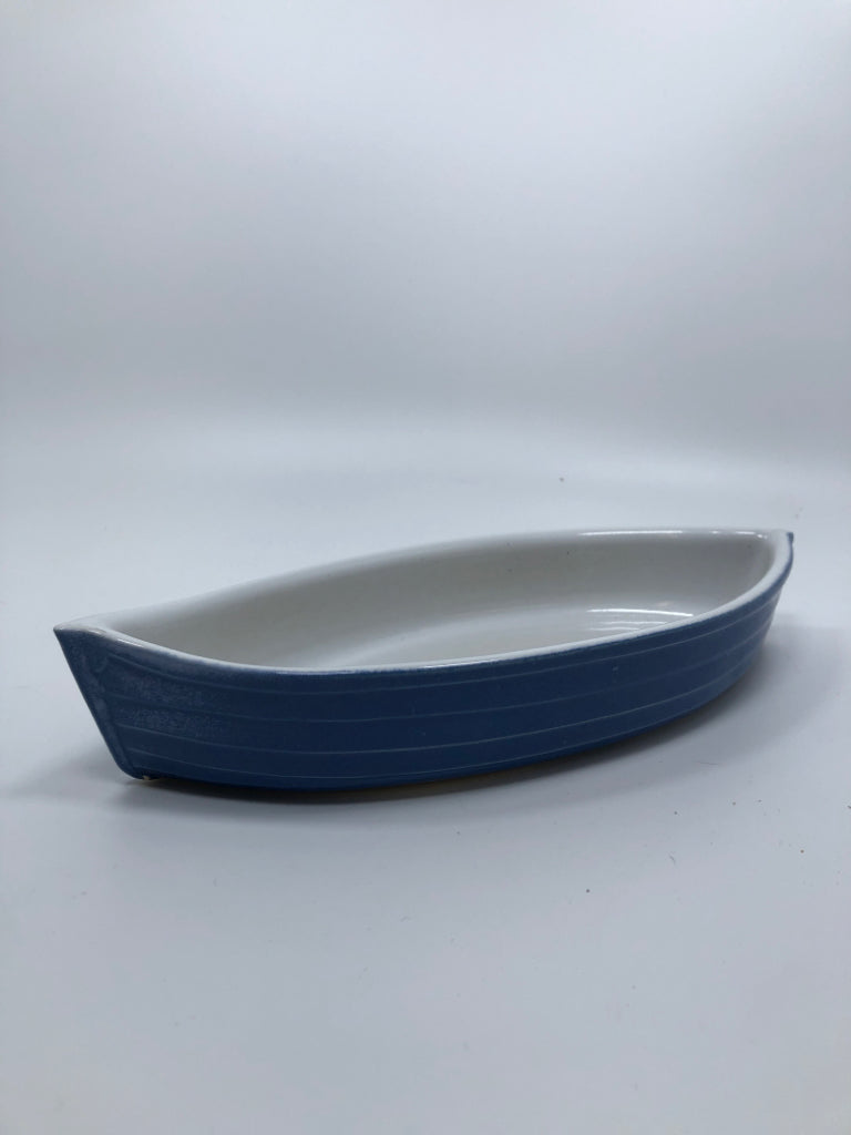 BLUE CANOE SHAPED SERVER.