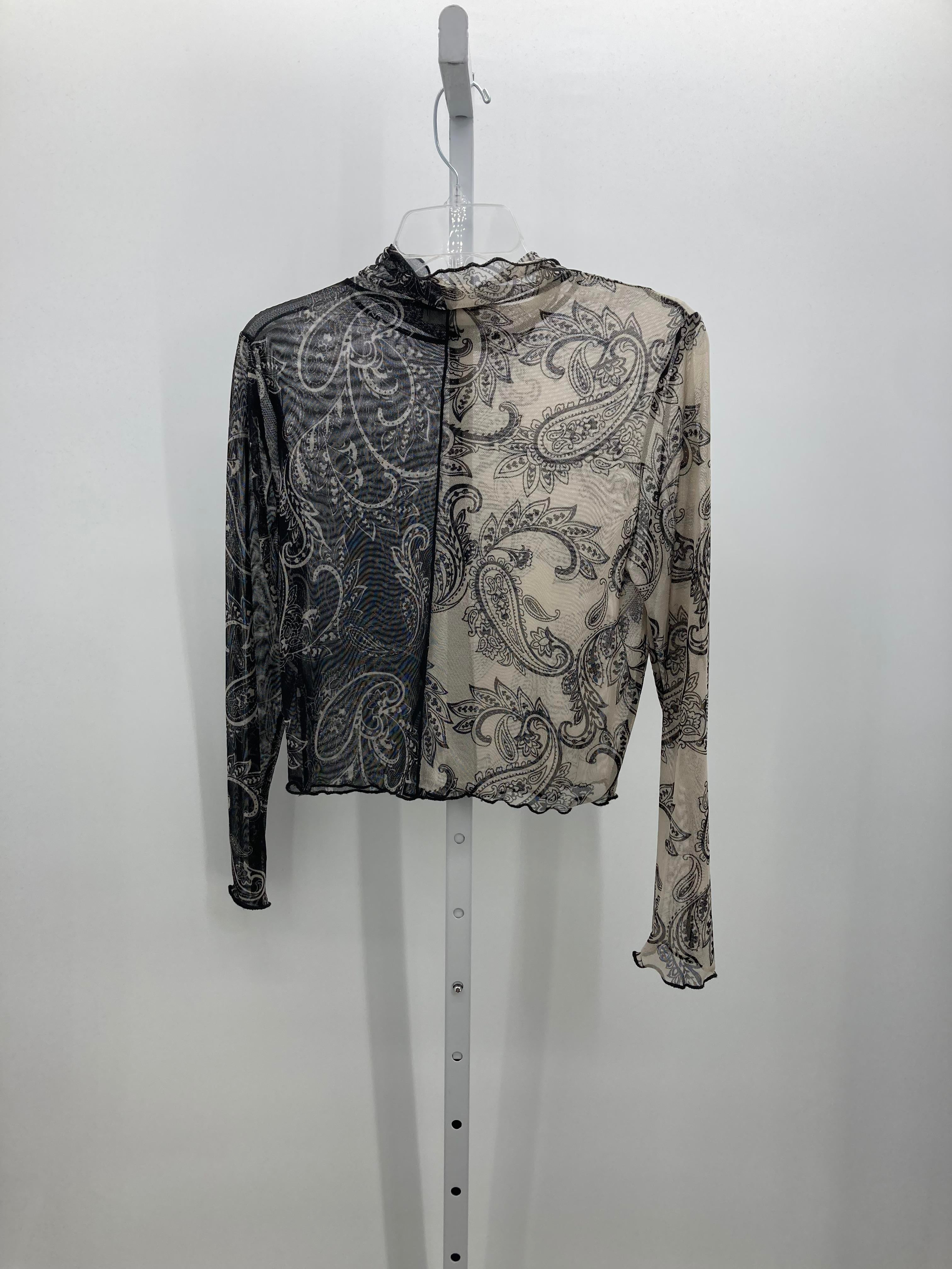 Size Extra Large Juniors Long Sleeve Shirt