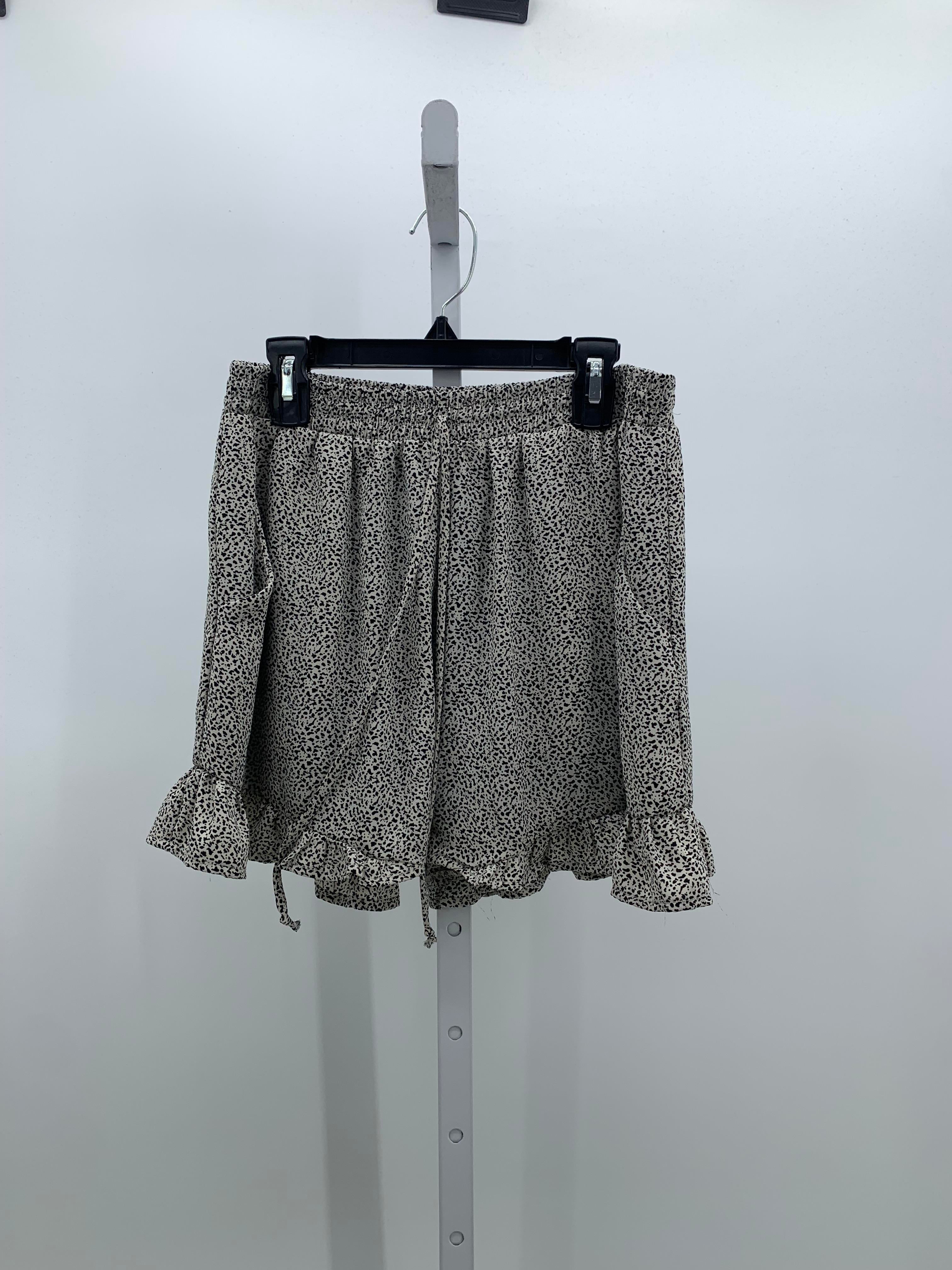 Size Medium Juniors Shorts
