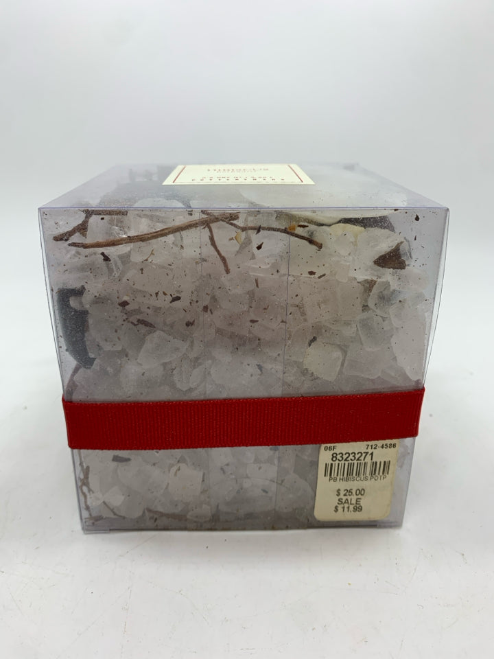 BOX OF HIBISCUS POTPOURRI FILLER.