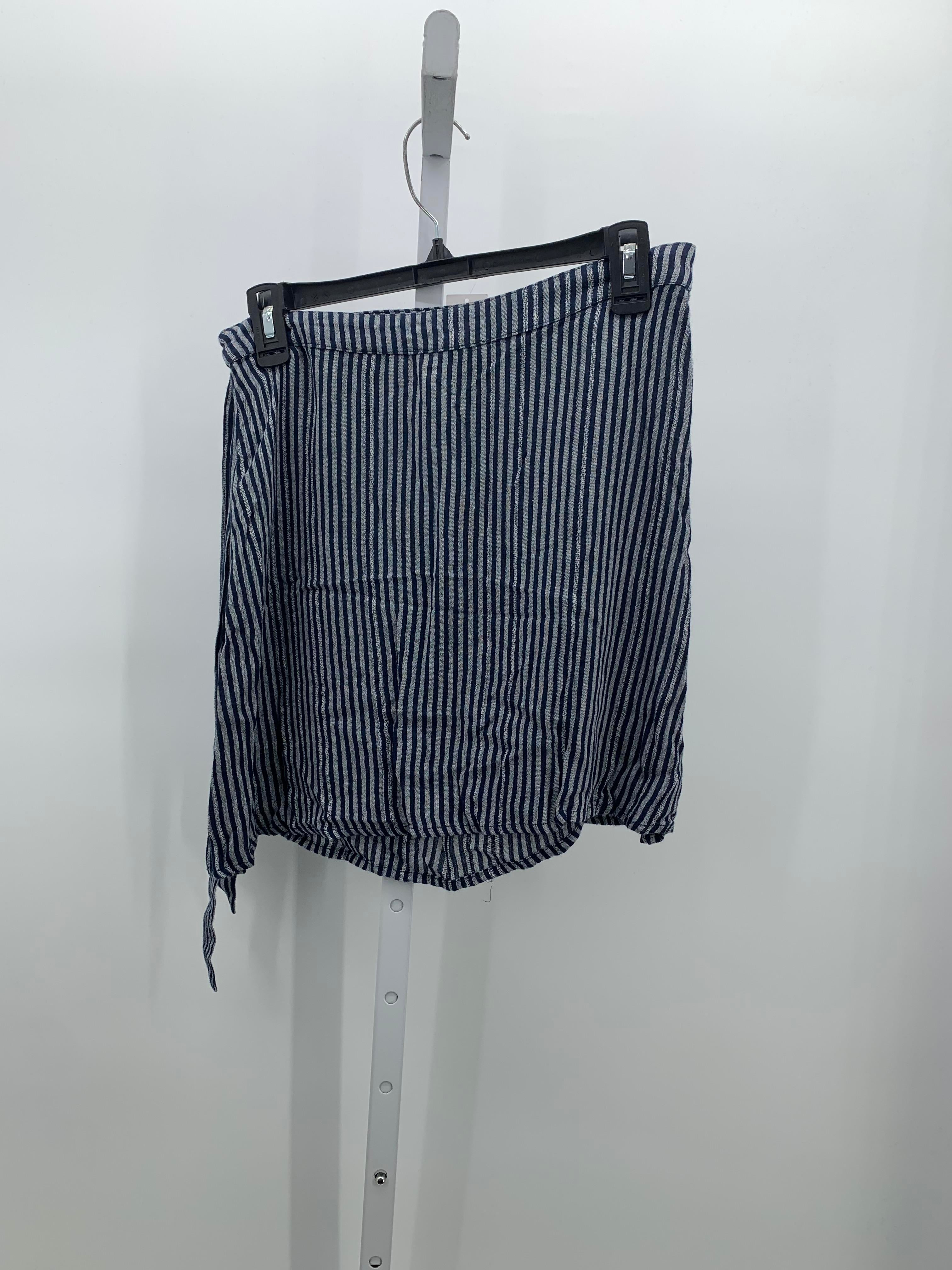 American Eagle Size Small Juniors Skirt