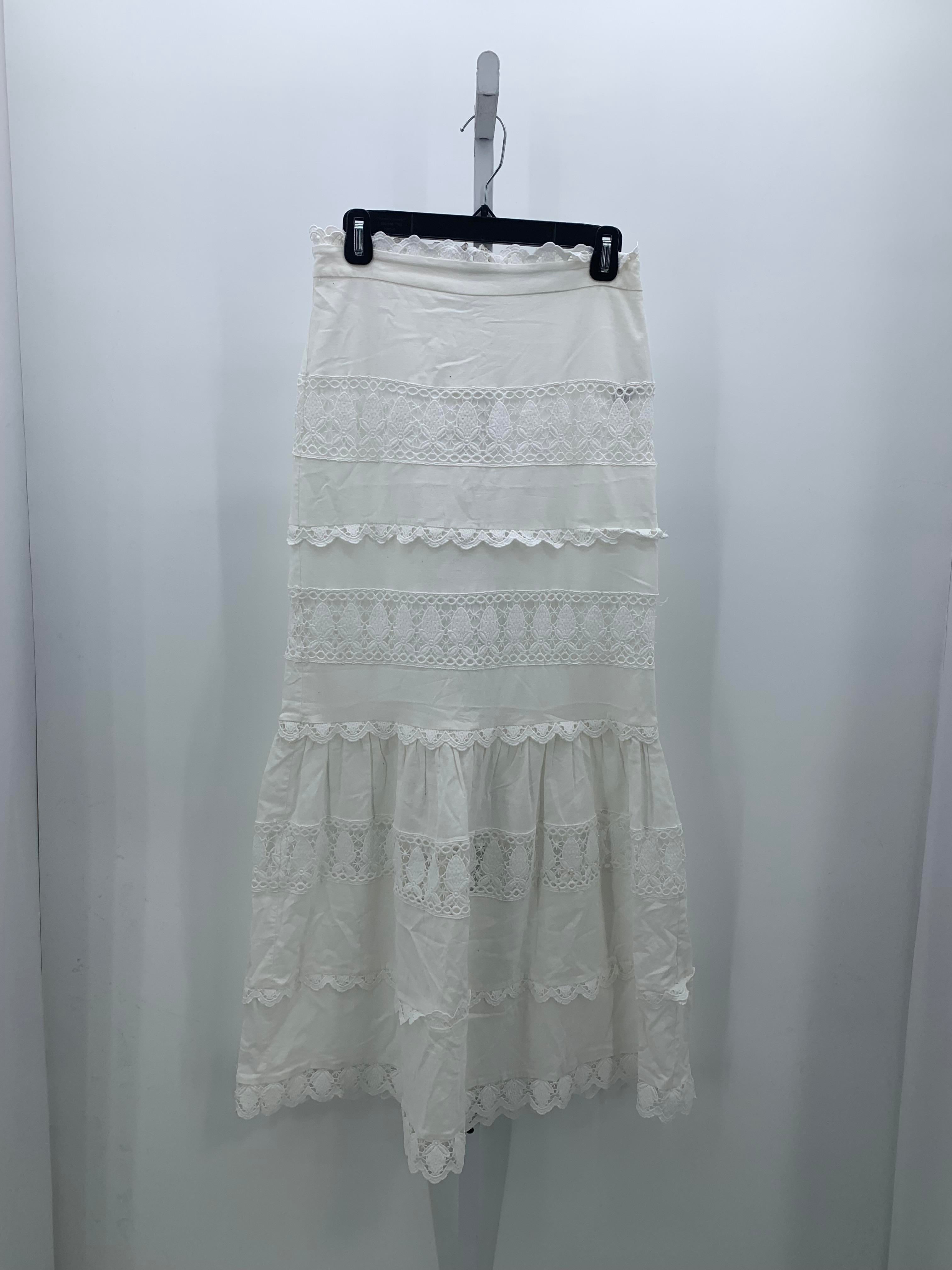 endless rose Size Medium Misses Skirt
