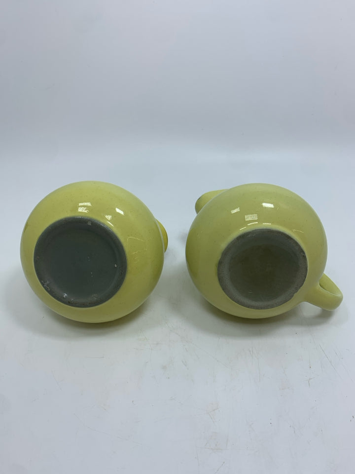 YELLOW CERAMIC CREAMER/SUGAR SET W/GRAY LID.