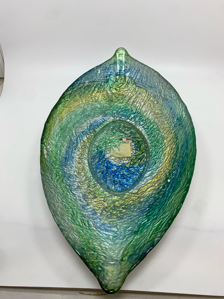 OVAL BLUE SWIRL GLASS CENTERPIECE BOWL.