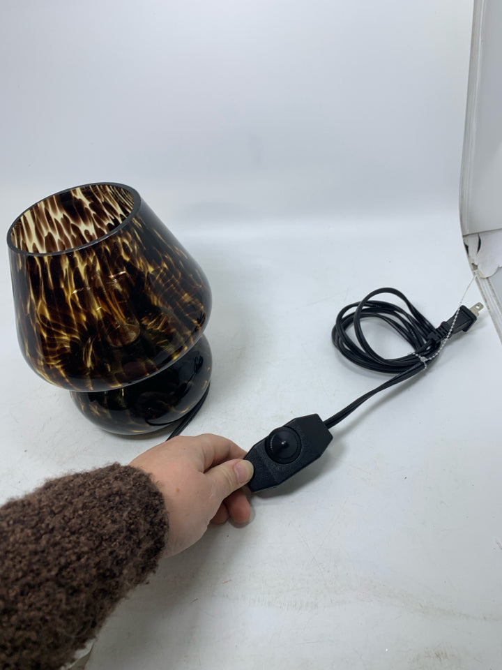 DARK BROWN SPECKLED GLASS LAMP.